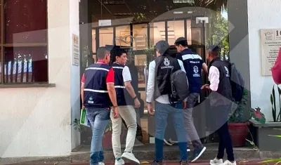 Visita del Ministerio Público a Medicina Legal. 