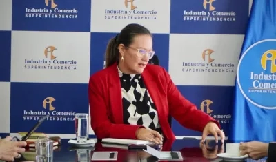 Cielo Rusinque, superintendente de Industria y Comercio.