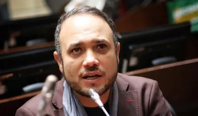 Senador Alfredo Deluque. 