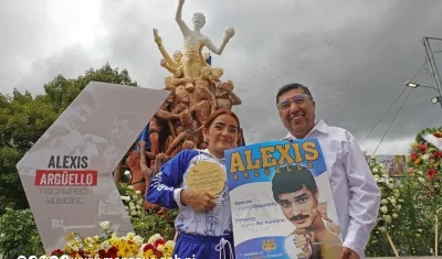 El homenaje a Alexis Argüello se cumplió en el cementerio de Ticuantepe.