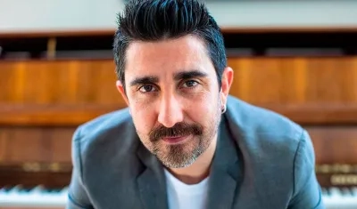 Artista español Álex Ubago. 