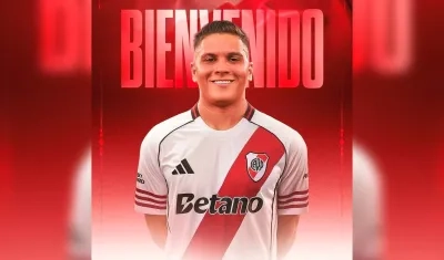 El anuncio oficial de River Plate de la contratación de Juan Fernando Quintero.