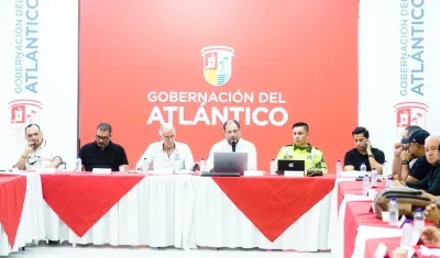 Autoridades municipales y departamentales en mesa técnica para concertar medida de pico y placa.