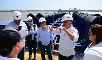 Gobernador Eduardo Verano durante la inspección de las obras.