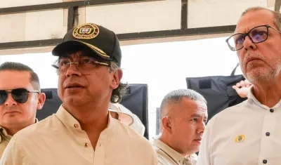Alfredo Saade con el Presidente Gustavo Petro. 