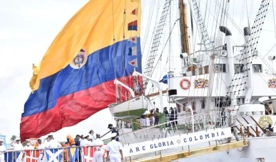  Buque Escuela ARC Gloria