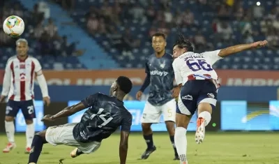 Cabezazo de Javier Báez para el gol.