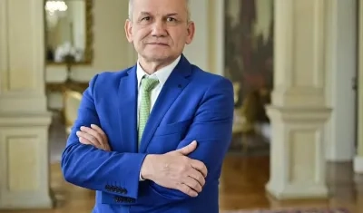 Carlos Ramón González. 