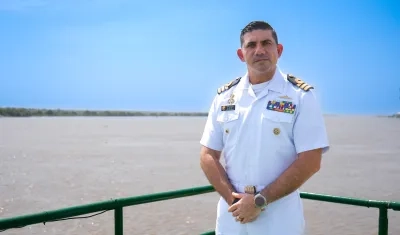 El Capitán de Fragata, Bernardo Silva Flórez, Capitán de Puerto de Barranquilla.