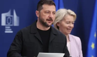 El presidente de Ucrania, Volodímir Zelenski, y la presidenta de la Comisión Europea, Ursula von der Leyen 