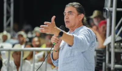 El precandidato Gustavo Bolívar.