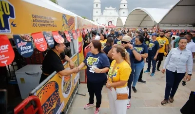 La Alcaldesa de Soledad en Gastro Fest 2025