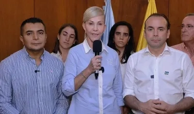 La gobernadora del Valle del Cauca, Dilian Francisca Toro, y el alcalde de Cali, Alejandro Eder.