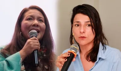 Lena Estrada e Irene Vélez, ministra de Ambiente saliente y encargada, respectivamente.