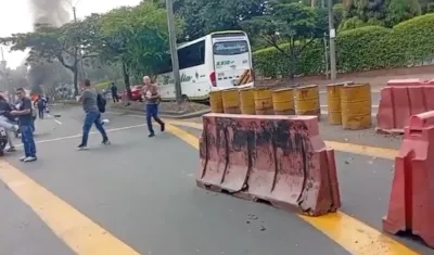 Lugar del atentado en Cali esta tarde. 