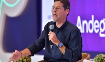 El senador y precandidato presidencial, Mauricio Gómez. 