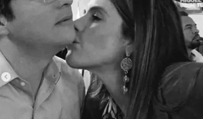 Miguel Uribe Turbay y su hermana María Carolina Hoyos.