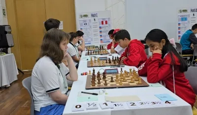 La rusa Anna Shukhmam contra la peruana Ghaydaa Cenet Mandujano.