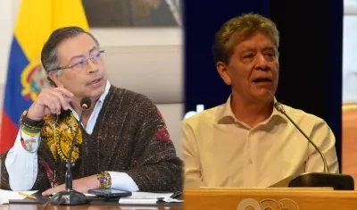 El Presidente Gustavo Petro y el presidente de la Andi, Bruce Mac Master. 