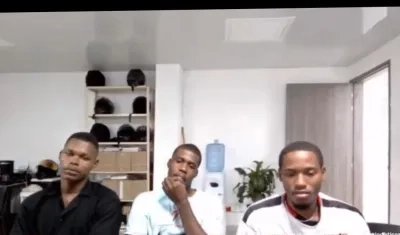 Presuntos autores de atentado con motocicleta bomba en CAI de Cali