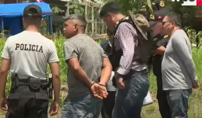 Topógrafos al momento de ser capturados.