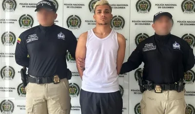 Carlos Mejía Hernández tras ser capturado por la Interpol, en Barrancabermeja. 