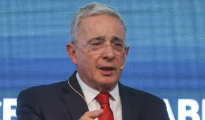 Álvaro Uribe Vélez. 
