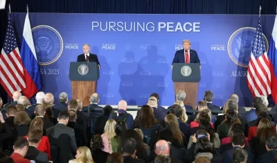 El Presidente de Rusia, Vladimir Putin y Donald Trump, mandatario de Estados Unidos.