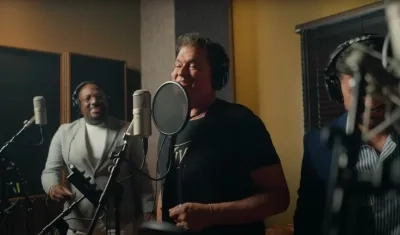 Carlos Vives junto al Grupo Niche.