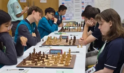 Aspecto del enfrentamiento entre Fide 1 y Kazajistán.