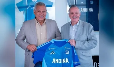 Hernán Torres con el presidente de Millonarios, Enrique Camacho.