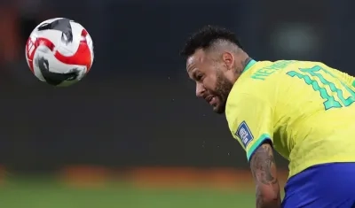 Neymar se perderá los partidos de Brasil ante Chile y Bolivia por lesión.
