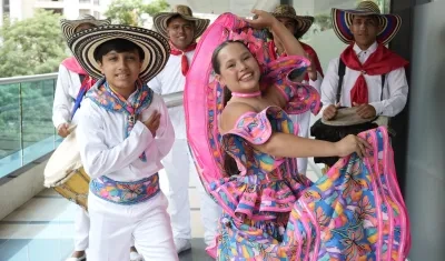 Reyes infantiles del Carnaval de la 44. 