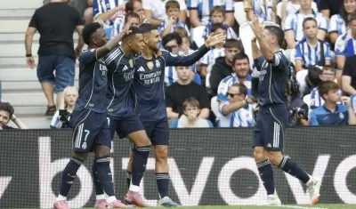 Jugadores del Real Madrid celebrando uno de los goles.