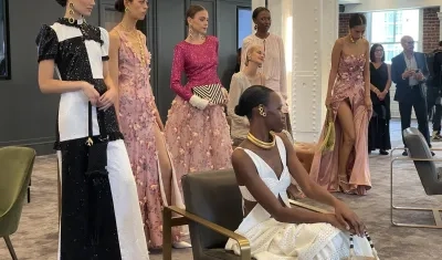 Modelos lucen diseños de la colección primavera-verano 'Bloom'. 