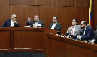 Agente interventor de Air-e, Nelson Vásquez, durante el debate en la Comisión Quinta del Senado.