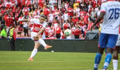 Daniel Torres en una acción de juego.