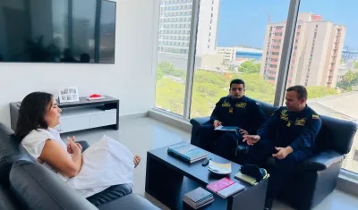 Reunión de la Capitanía de Puerto de Santa Marta con la Cámara de Comercio del Magdalena.