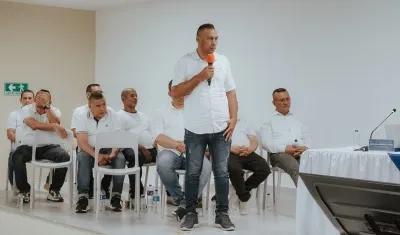 Algunos de los exmilitares.