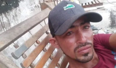 Helmot Enrique Escolar Sotomayor.