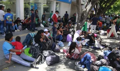 Indígenas protestando este lunes en la ciudad de Cúcuta. 