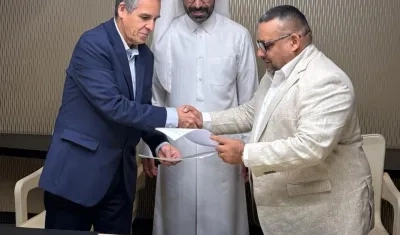 Negociadores del Gobierno y el 'Clan del Golfo'.