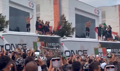 Jugadores de Once Caldas celebrando antes de tiempo.