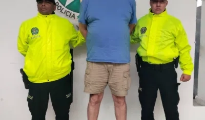 Stephen Paul Mueller. 