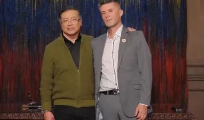 El Presidente Gustavo Petro y el secretario jurídico de Presidencia, Augusto Ocampo.