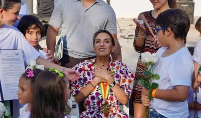 Silvia Pinedo fue la gran homenajeada en la Semana de la primera infancia: Veo, Veo. 