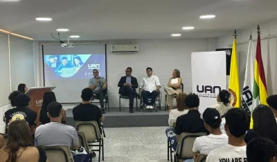 Panel “Innovación con Participación: Retos y Oportunidades para el Atlántico”.