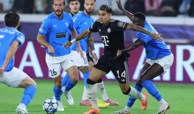 Luis Díaz en acción en el partido del Bayern contra el Pafos.