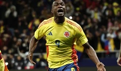 Jhon Córdoba no era inicialista desde el partido contra Brasil, en Brasilia.