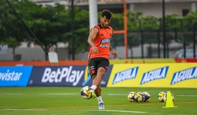 Luis Suárez tiene la posibilidad de ser inicialista contra Bolivia. 